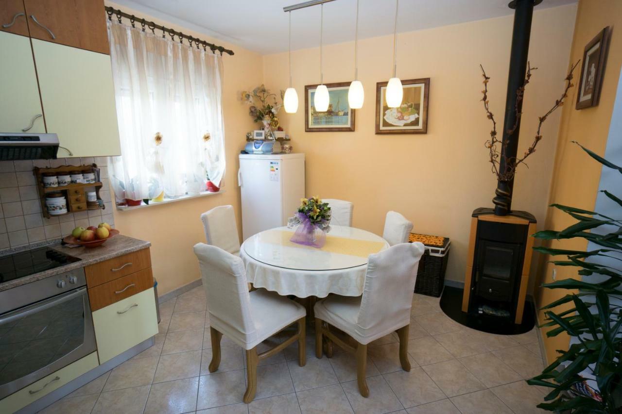 דירות ספליט Apartman Barbi מראה חיצוני תמונה
